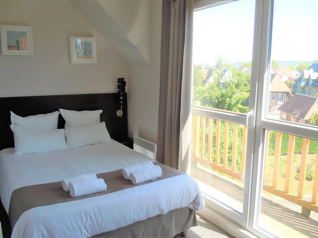 Sweet Home Appart'Hotel Deauville Sud Exterior foto